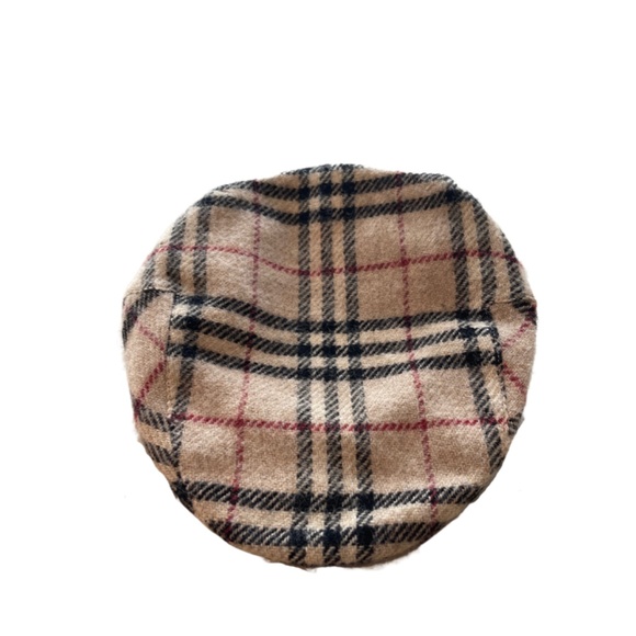 COPY - Authentic Burberry Newsboy Cap Size M - Picture 1 of 3